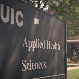 UIC Applied Health Sciences sign